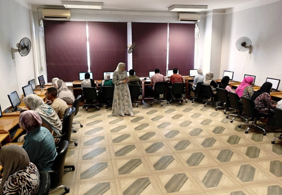 جانب من اختبار دورة التحول الرقمي بجامعة بنها G249 منح