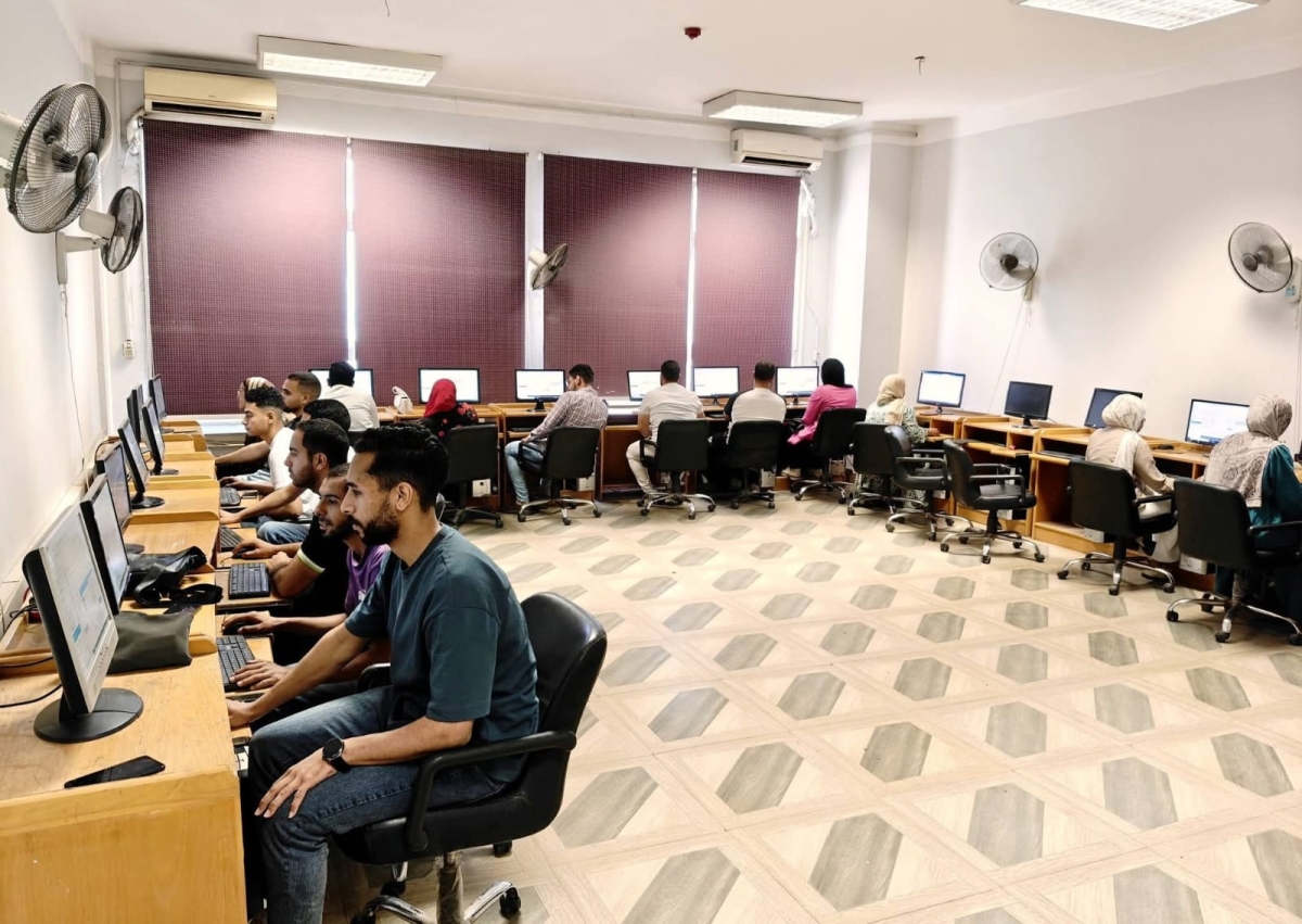 جانب من اختبار دورة اساسيات التحول الرقمي G252 منح بوحدة التدريب
