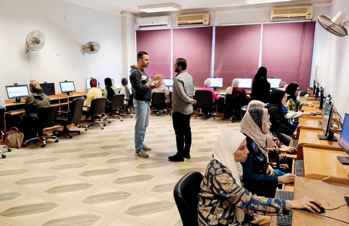 استكمال اختبار دورة التحول الرقمي G245 لليوم الثاني علي التوالي بوحدة التدريب علي تكنولوجيا المعلومات