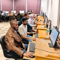 جانب من اختبار الاخوة الوافدين الباحثين بجامعة بنها جروب 242 منح دورة التحول الرقمي